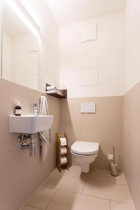 Dream Apartment - Central And Quiet With Ac And Free Parking Garage 비엔나