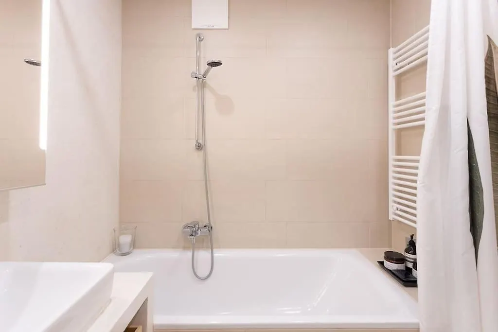 Dream Apartment - Central And Quiet With Ac And Free Parking Garage 비엔나