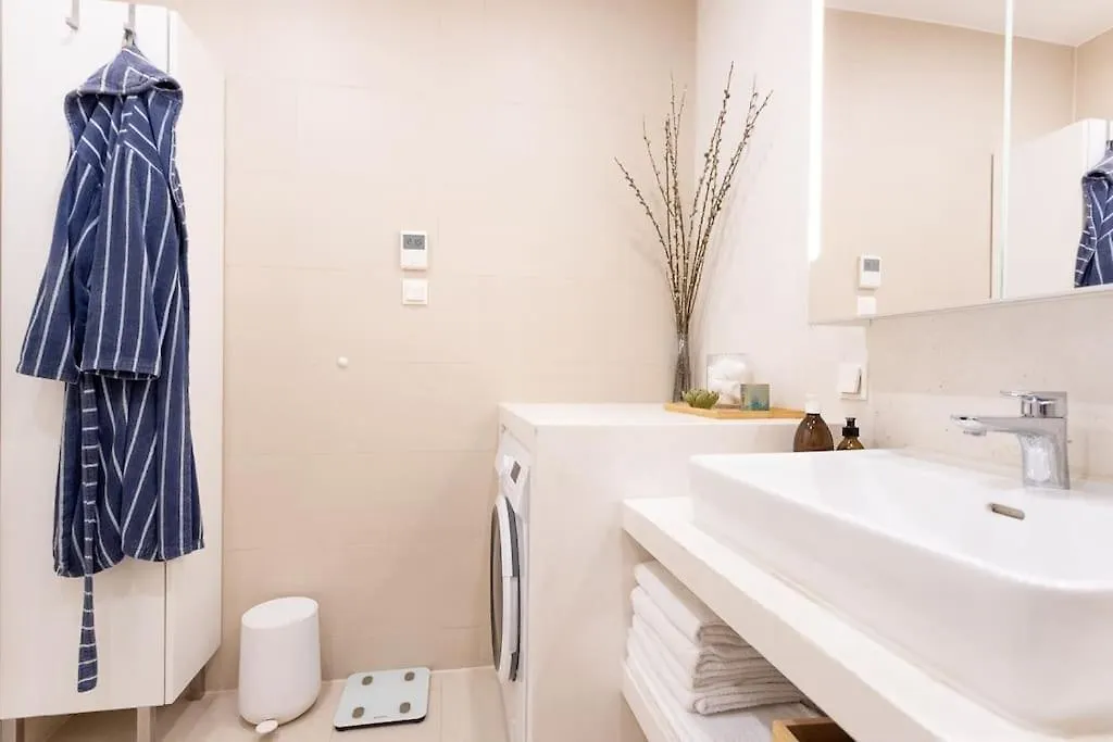 Dream Apartment - Central And Quiet With Ac And Free Parking Garage 비엔나 오스트리아